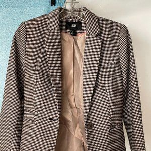 H&M Houndstooth Fitted Blazer